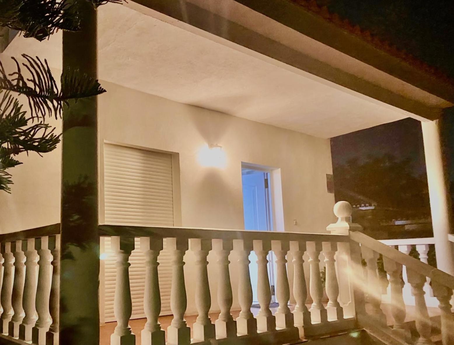 Casa Las Emilias En La Canada Partida de La Canada Экстерьер фото